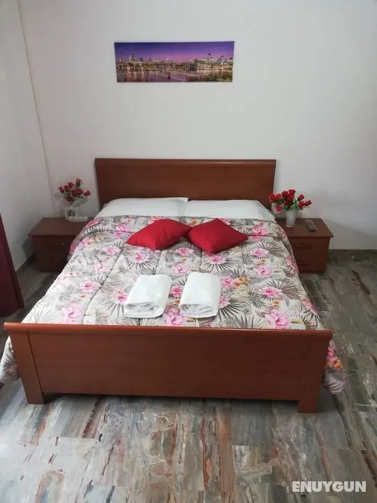 Venice Holiday - Öne Çıkan Resim