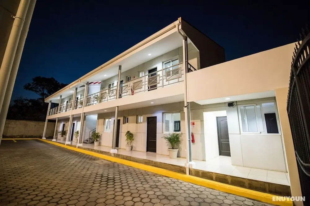 Verona Aparthotel - Dış Mekan