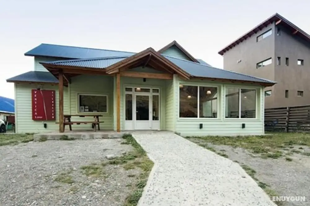 Vertical Lodge - Öne Çıkan Resim