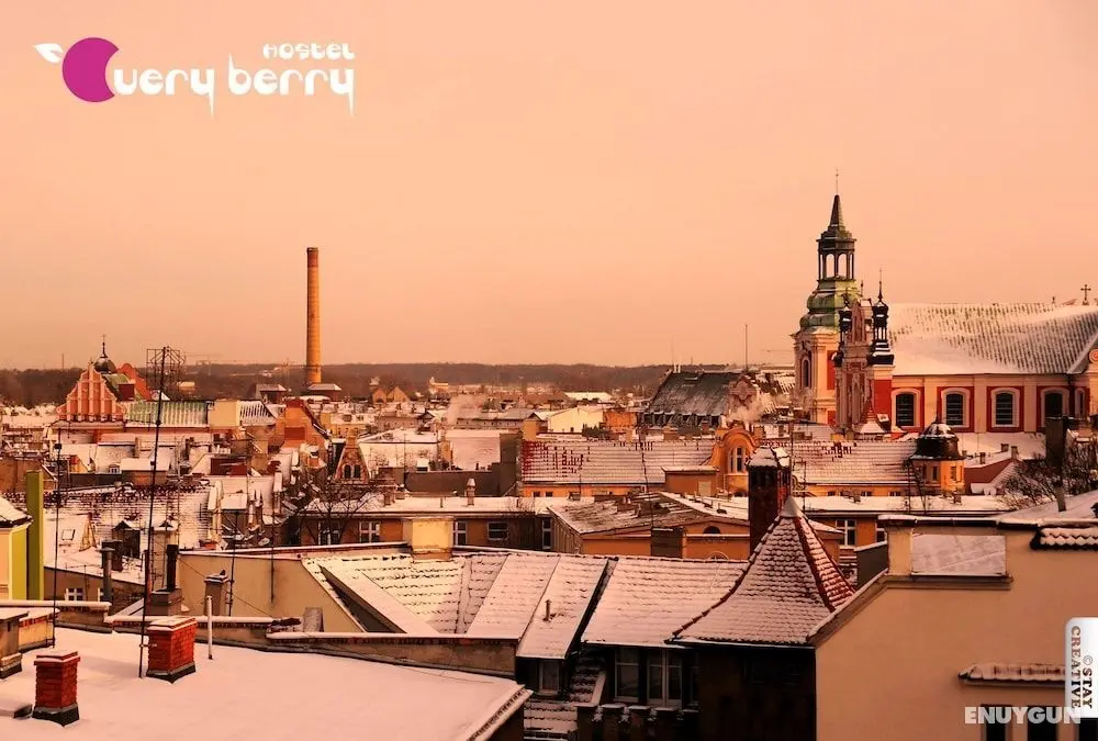 Very Berry Hostel - Dış Mekan