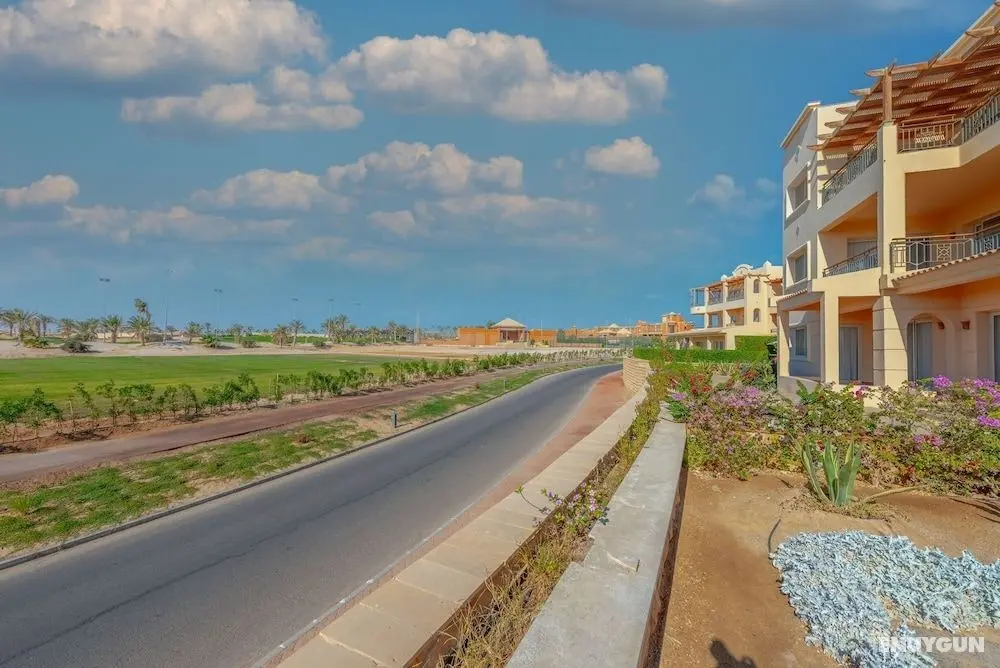 Vesta - Luxury APT III - 2BR - Golf - Oda