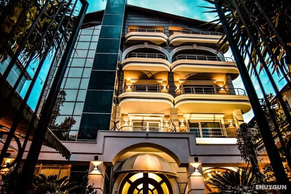VH Broadway Tirana Hotel - Öne Çıkan Resim