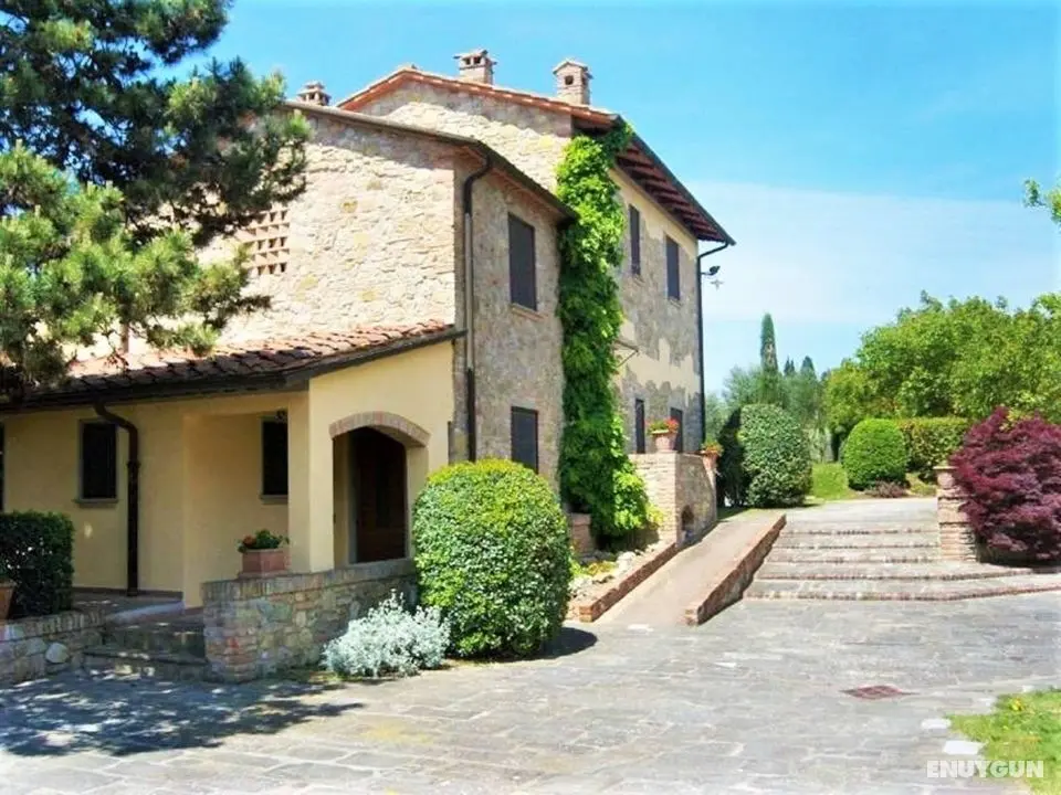 Vibrant Holiday Home in Gambassi Terme With Bubble Bath - Öne Çıkan Resim
