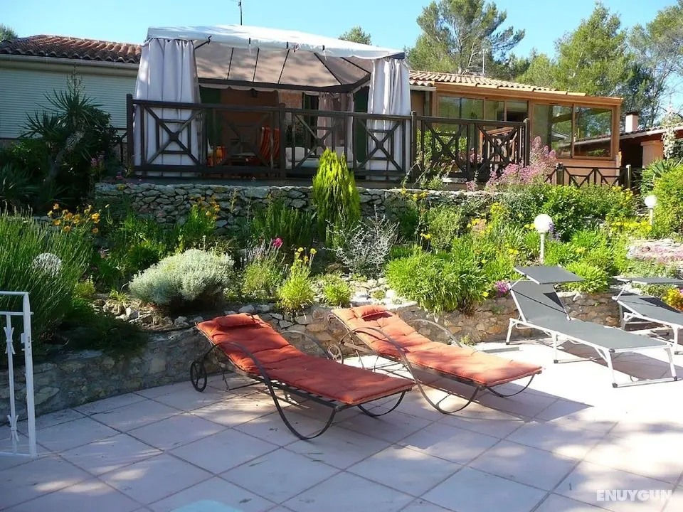 Villa Victoria Chambres d'hôtes - Dış Mekanlar