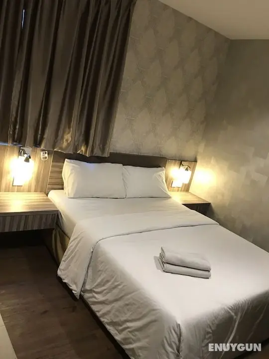 Victory Hotel - Öne Çıkan Resim