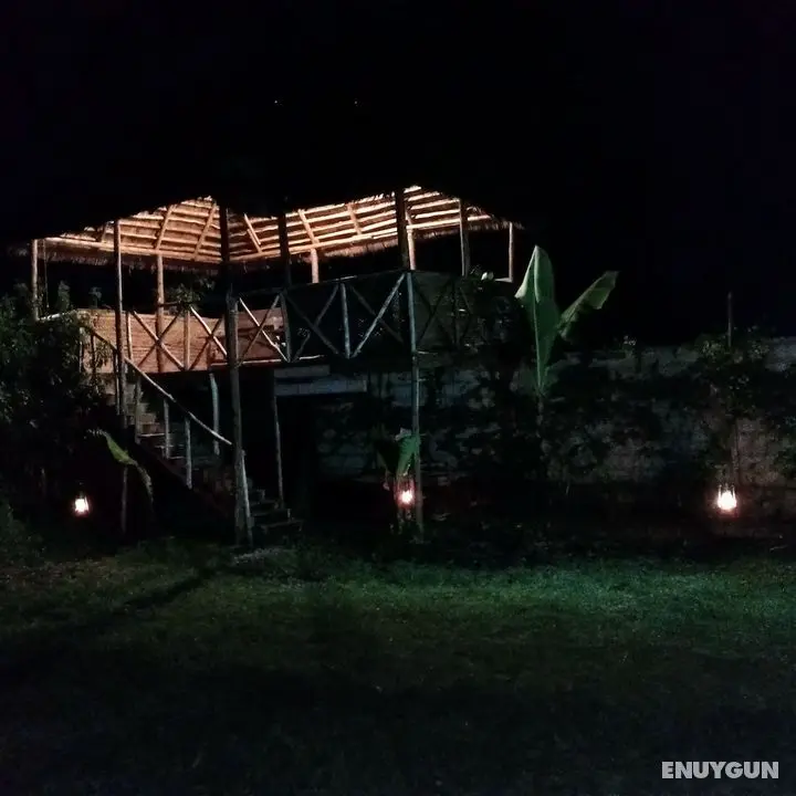 View Mountain House - Backpackers - Yerinde Yemek