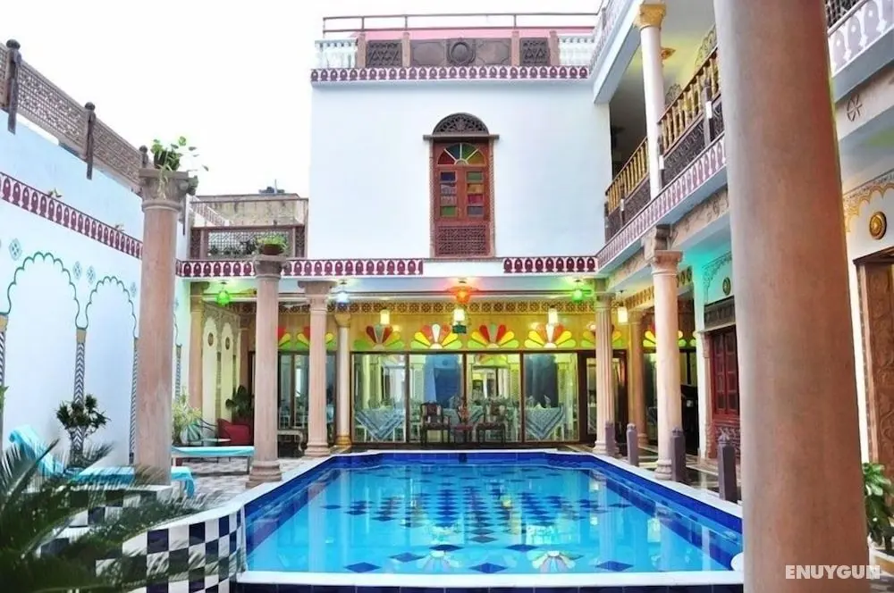 Hotel Vimal Heritage - Havuz
