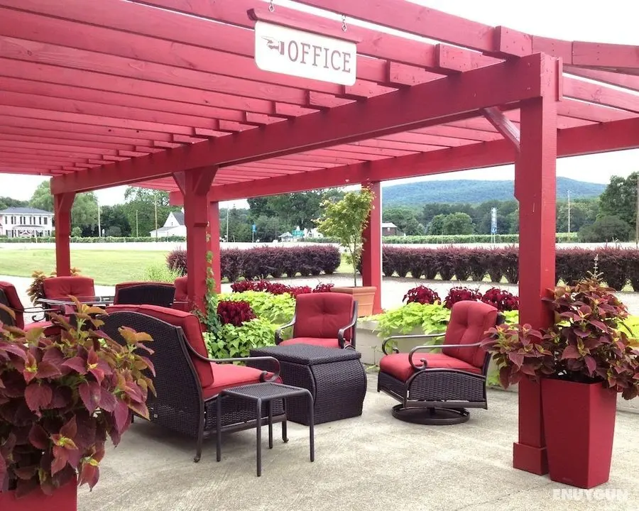 Vinehurst Inn And Suites - Öne Çıkan Resim