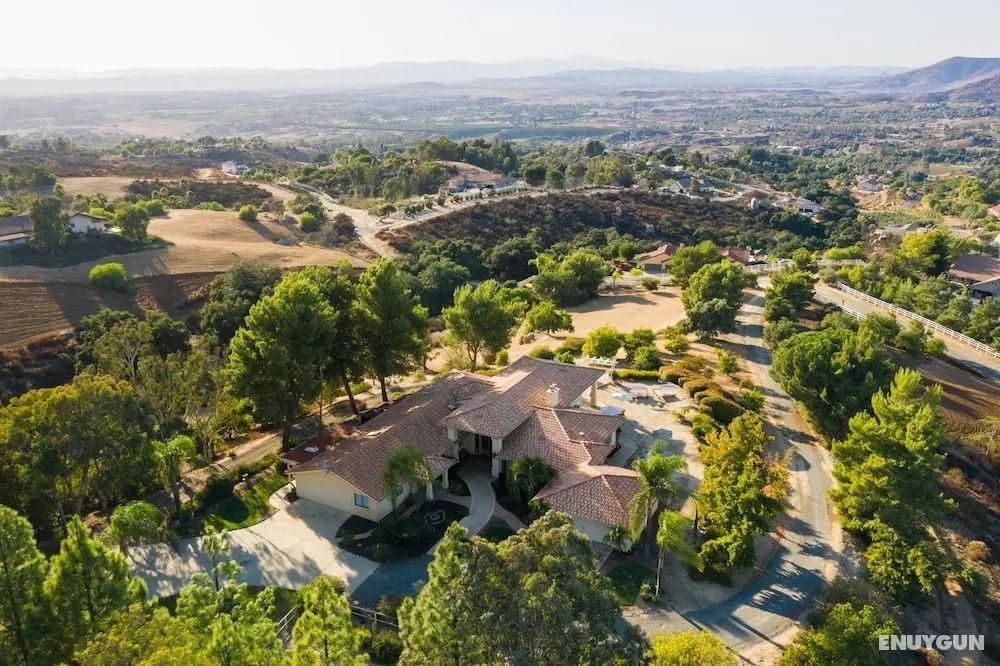 Vineyard View by Avantstay Secluded Estate w/ Incredible Views & Spa - Öne Çıkan Resim