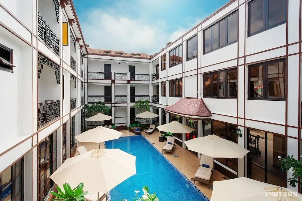 Vinh Hung 2 City Hotel - Havuz