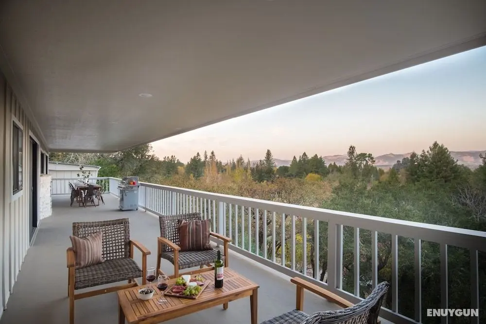 Vino Blanco by Avantstay Private Wine Country Home w/ Mtn Views & Deck - Öne Çıkan Resim