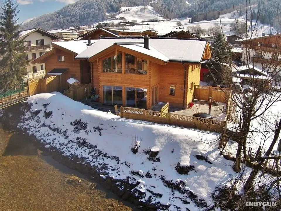 Vintage Chalet with Sauna & Hot Tub in Kaprun - Öne Çıkan Resim
