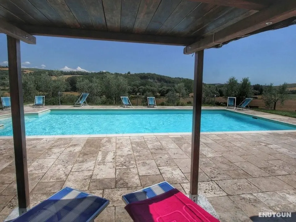 Vintage Farmhouse in Asciano With Pool - Öne Çıkan Resim