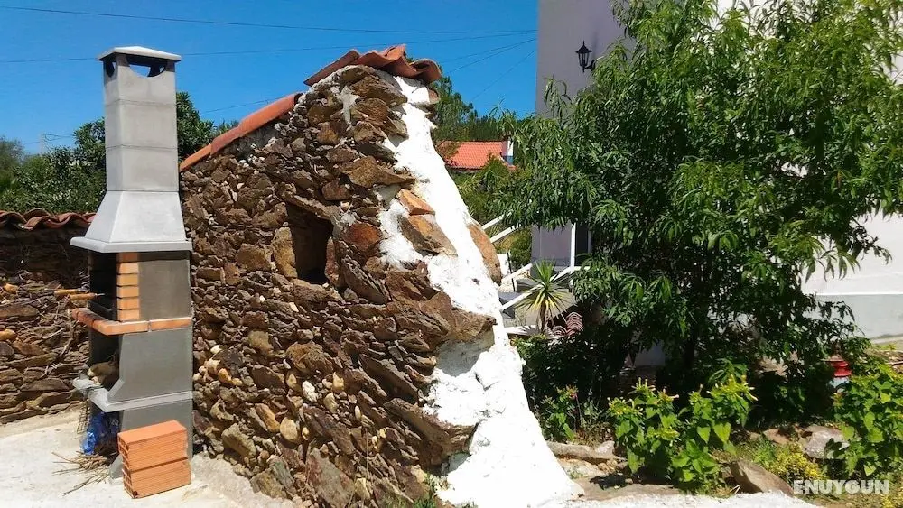 VISITAR BIOUCAS I - Casa Inteira Familiar e Grupo de Amigos - Dış Mekanlar