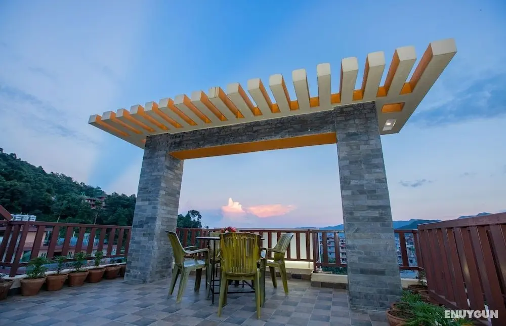 Hotel Visitors Inn, Pokhara - Oda Düzeni
