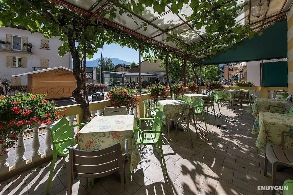 Hotel Vittoria - Dış Mekanlar