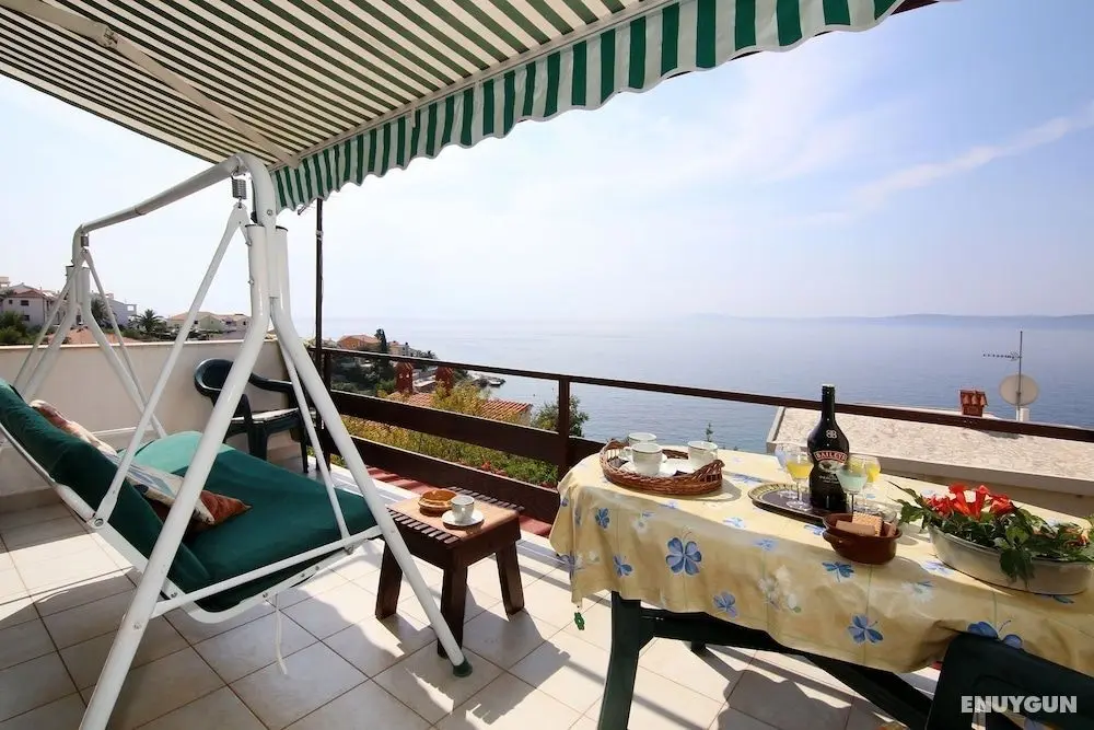 Vlad - sea View - A1 - Öne Çıkan Resim