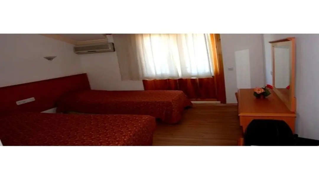 Vois Kemer - Oda