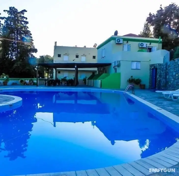Voula Ilias Studios - Dış Mekan