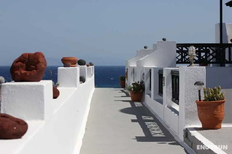 Vrachia Studios & Apartments - Genel