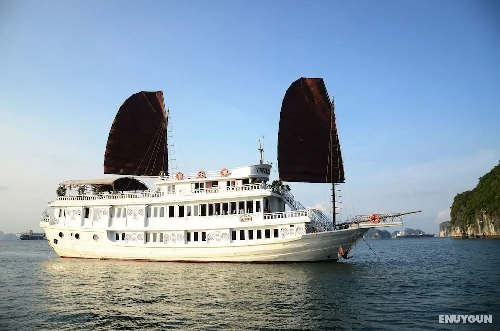 V'Spirit Classic Cruises - Öne Çıkan Resim