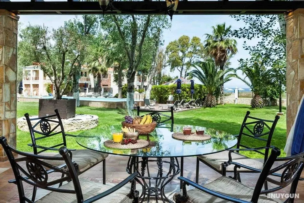 W Villas Halkidiki Deluxe 4 Bedroom Villa Beach Front - Oda