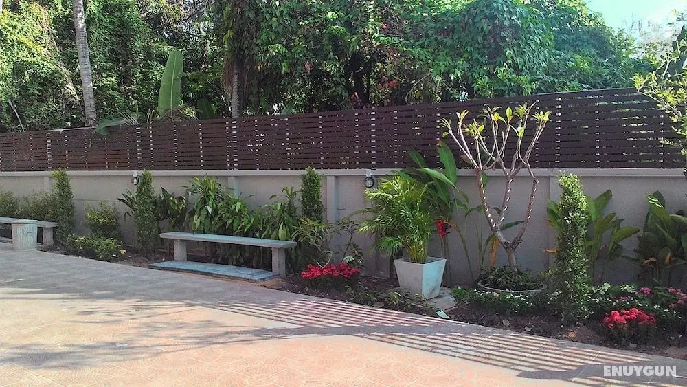 Waen Petch Place - Dış Mekan