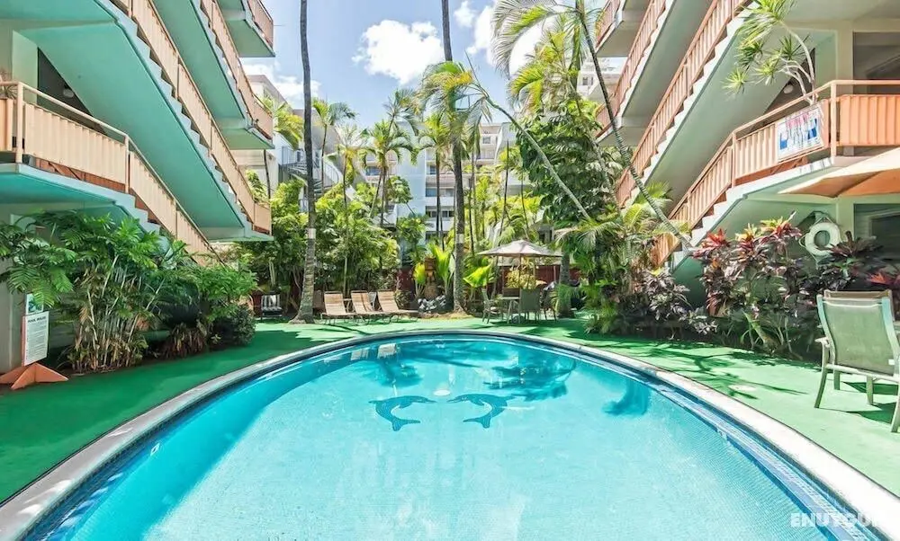 Waikiki Gem at the Hawaiian King - Havuz