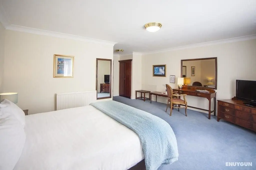 The Walnut Tree Hotel - Öne Çıkan Resim