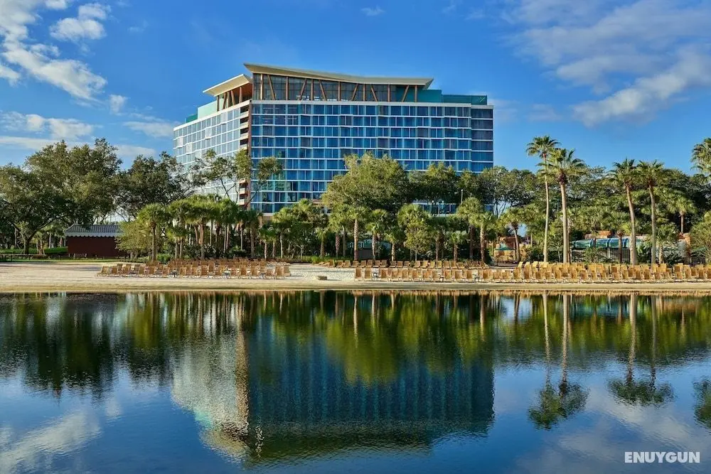Walt Disney World Swan Reserve - Öne Çıkan Resim