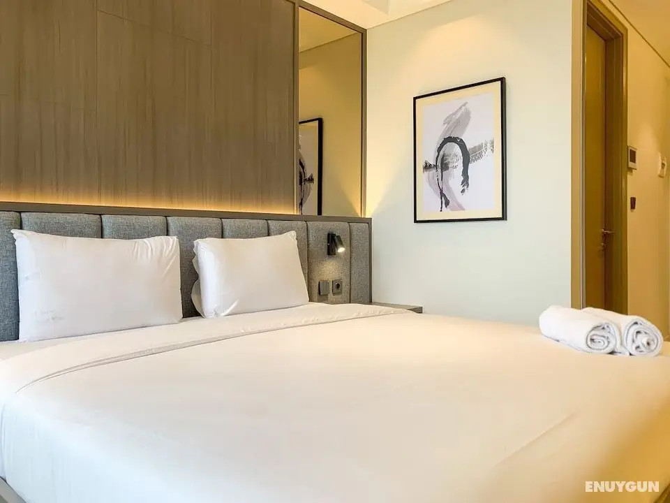 Warm And Modern Look Studio Room At Gold Coast Apartment - Öne Çıkan Resim