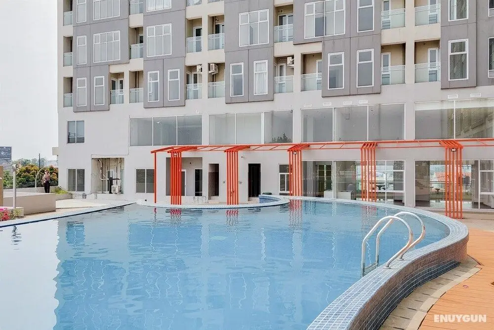 Warm And Simply Studio At Amazana Serpong Apartment - Havuz