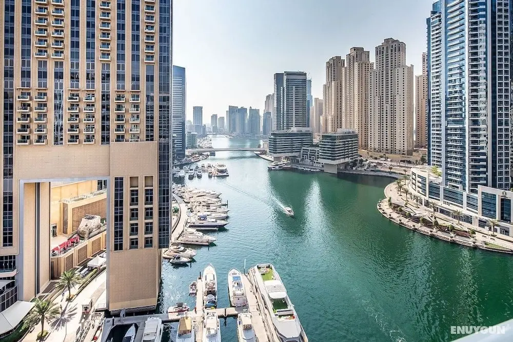 Warm & Spacious 2BR in The Famous Dubai Marina - Öne Çıkan Resim