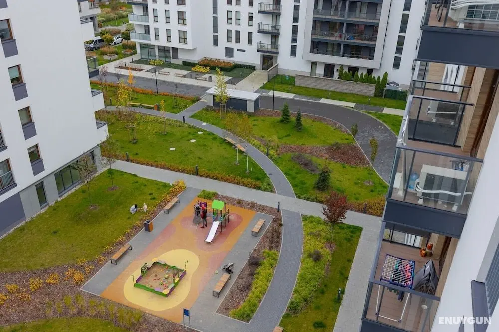 Warsaw Apartment Postępu by Renters - Oda Düzeni