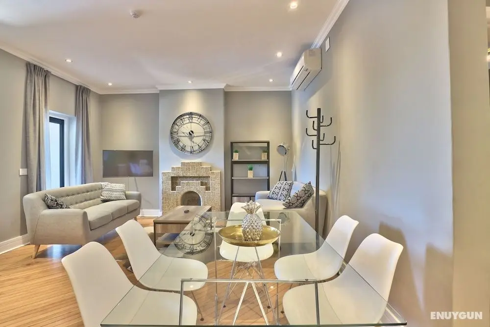 Warwick Mansions 7 - Öne Çıkan Resim