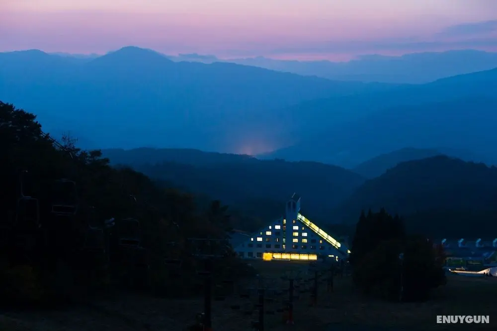 Washigatake Kogen Hotel Rainbow - Dış Mekan
