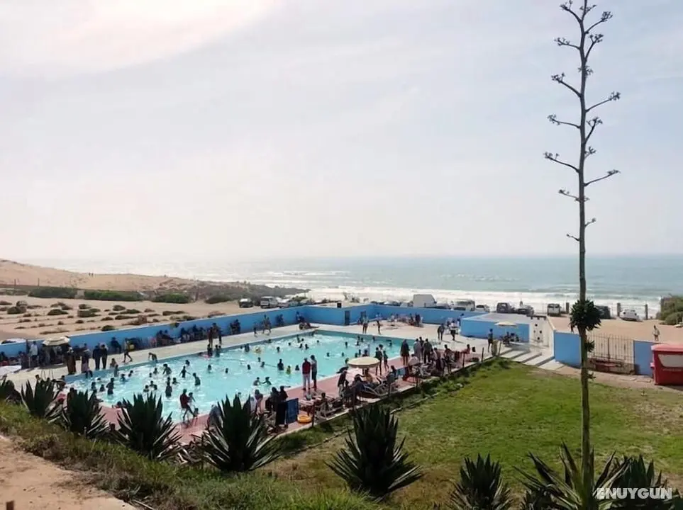 Wassay Beach - Öne Çıkan Resim