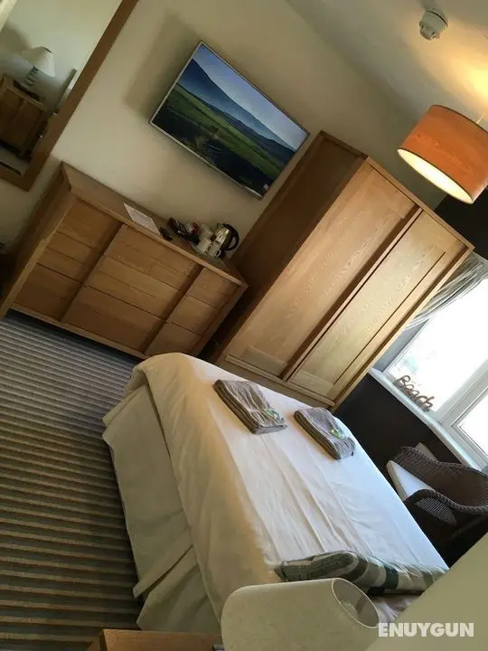 The Waterfront Inn - Öne Çıkan Resim