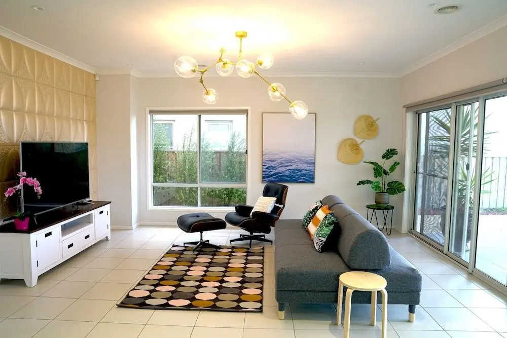 Waterfront Villa in Sanctuary Lakes - Öne Çıkan Resim