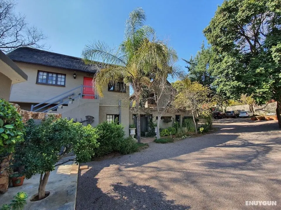 Waterhouse Guest Lodges 202 Lawley Street - Dış Mekan