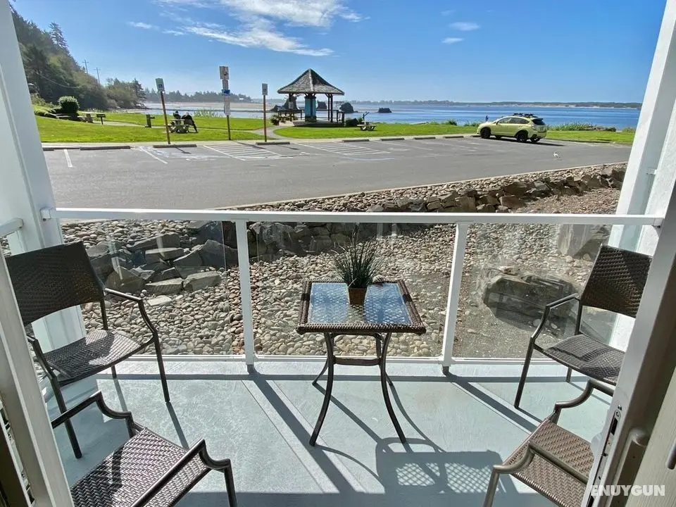 Waters Edge 101 Ocean Front - Oda Düzeni
