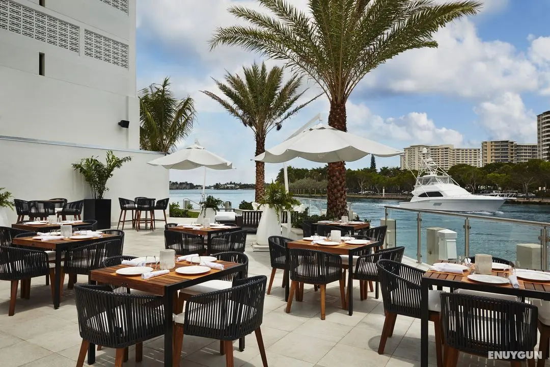 Waterstone Resort & Marina, Curio Collection - Yeme / İçme