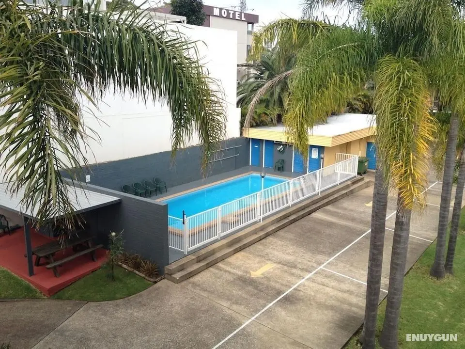 Waterview Holiday Apartments - Havuz