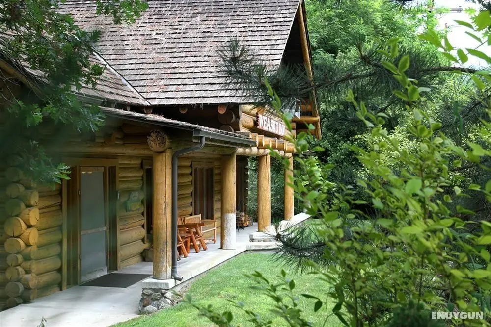 Weasku Inn - Genel