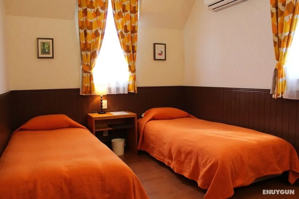 Weekend Shuffle Lakeside Inn - Öne Çıkan Resim