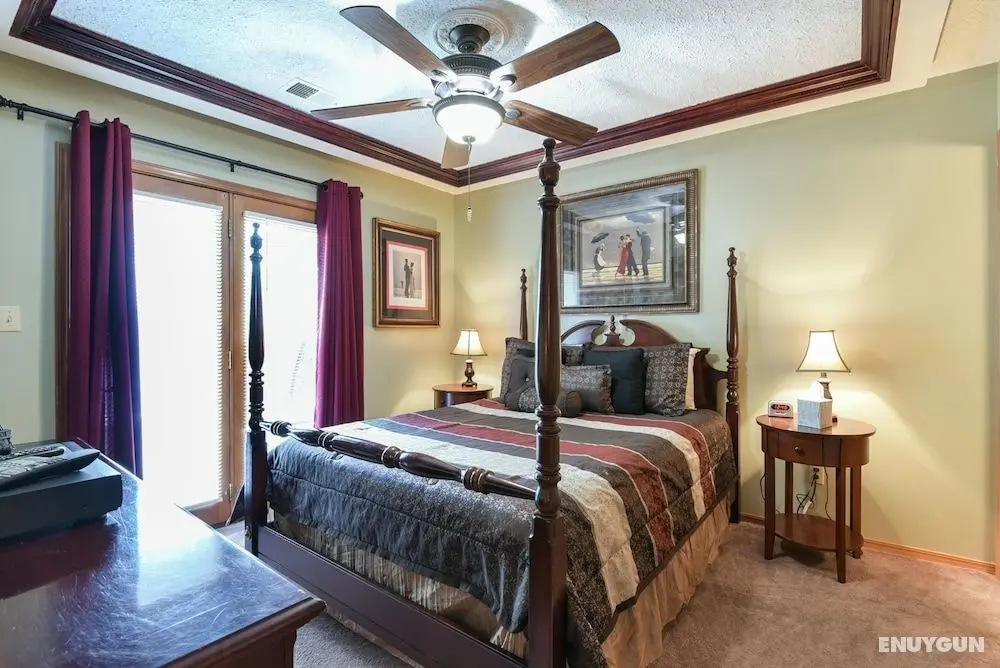 Welcome Inn- Pools - Great Balcony - Trails to Fishing -SO Close to Sdc!! - Oda