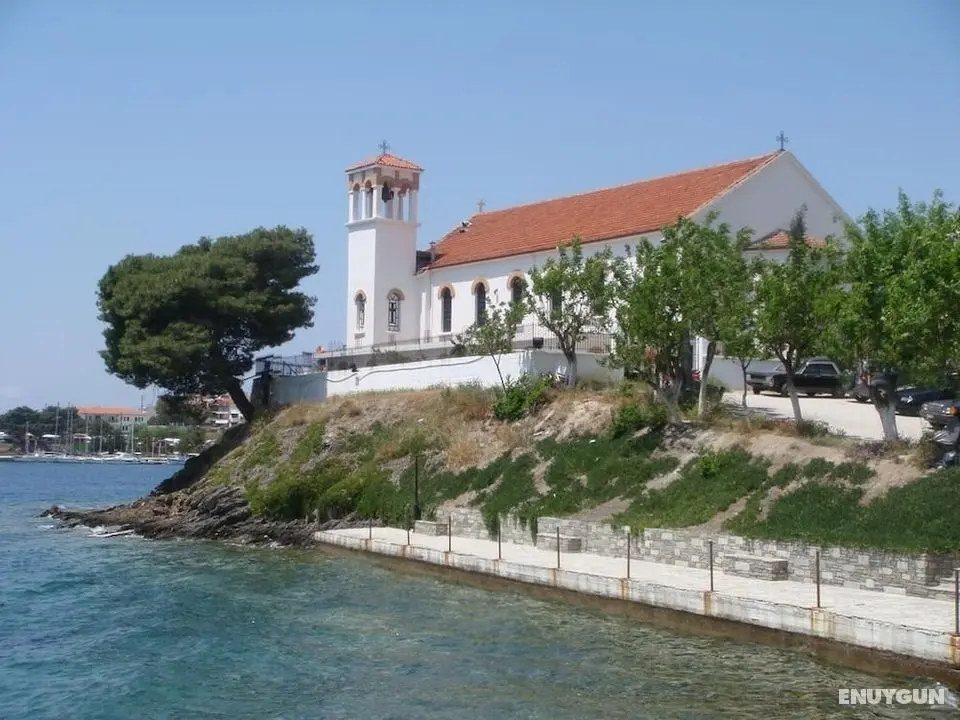 Welcome To Hotel Petunia, In Neos-marmaras,xalkidiki ,greece, Triple Room - Plaj
