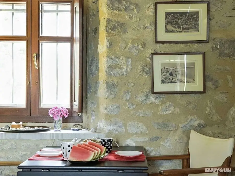 Welcoming Holiday Home With Garden in Leonidio - Öne Çıkan Resim