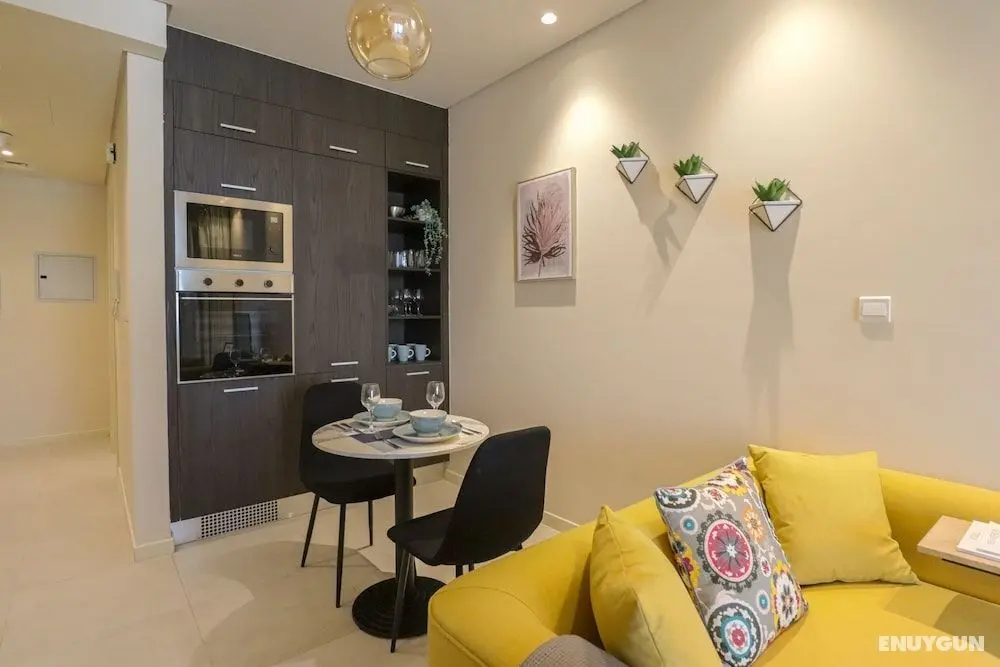 WelHome - Modern studio for an exquisite getaway - Oda Düzeni