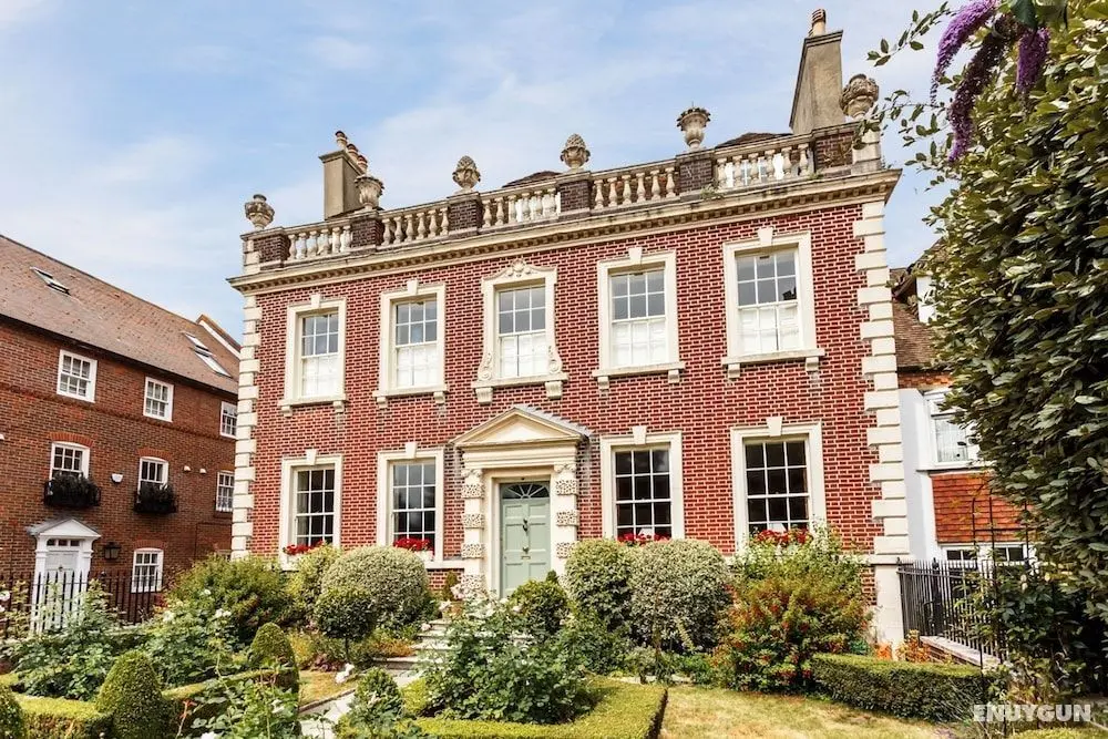 West End House - Öne Çıkan Resim